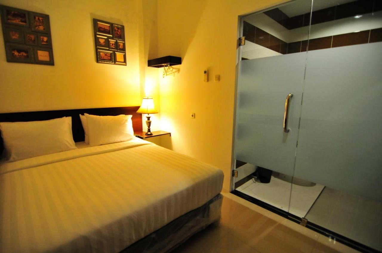 โรงแรมนิว บาตาเวีย แคปซูล จาการ์ตา ภายนอก รูปภาพ